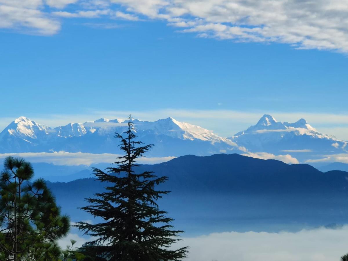 The Roots Homestay Almora Bagian luar foto